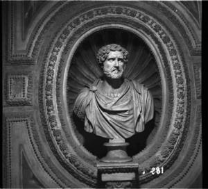 Scultura - Busto di Antonino Pio - Mantova - Palazzo Ducale - Galleria della Mostra