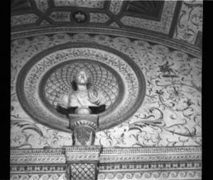Scultura - Busto virile - Mantova - Palazzo Ducale - Corte Nuova - Galleria dei Mesi
