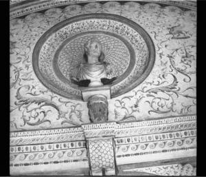 Scultura - Busto virile - Mantova - Palazzo Ducale - Corte Nuova - Galleria dei Mesi