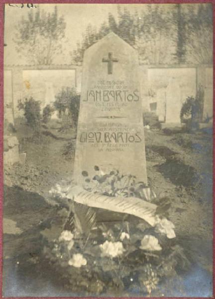 Borgoforte (?) - Cimitero - Tomba del soldato Jan Bartos