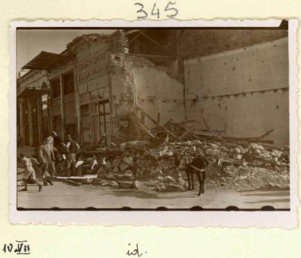 Làrissa - Edificio distrutto dai bombardamenti