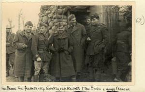 Seconda Guerra Mondiale - Ritratto di gruppo maschile - Militari - Ufficiali