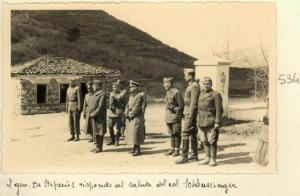 Bilishti - Saluto del generale De Stefanis al colonnello Schleussinger