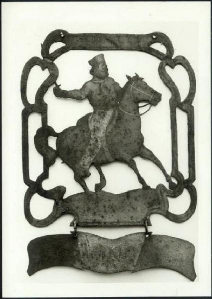 Acquanegra sul Chiese - Mostra "Gh'era 'na 'olta" - Insegna con l'effigie di Garibaldi a cavallo