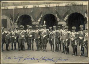 Prima guerra mondiale - Ritratto di gruppo maschile - Militari - Stato Maggiore del 7° fanteria brigata Cuneo