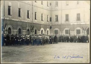 Prima guerra mondiale - Caserma - Ritratto di gruppo maschile - Militari - Stato Maggiore del 7° fanteria brigata Cuneo