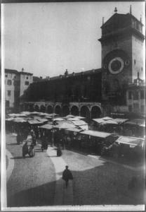 Mantova - Piazza Erbe - Torre dell'Orologio - Palazzo della Ragione