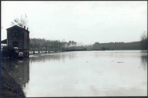 Acquanegra sul Chiese - Inondazione - Fiume Oglio - Ponte e casa già di custodia, allora oste-ria "del ponte"