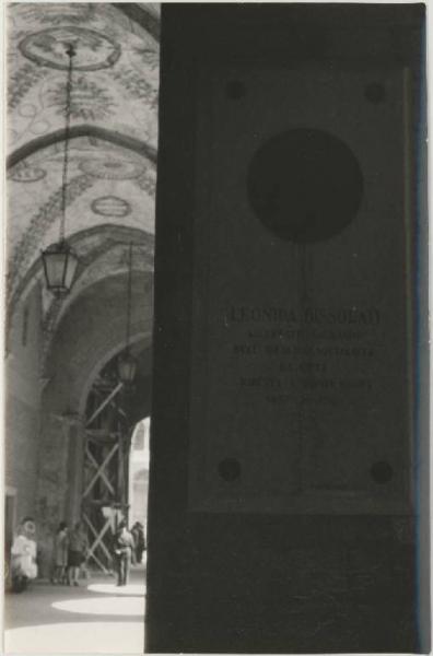 Cremona - Palazzo - Lapide dedicata a Leonida Bissolati