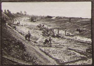 Moglia - Lavori di scavo del canale della Bonifica di Revere