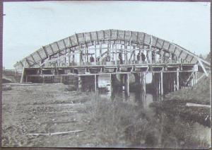 Moglia, zona - Costruzione del ponte S. Croce - Centinatura completa
