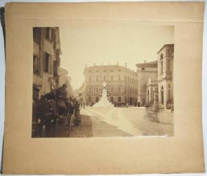 Mantova - Piazza Garibaldi - Monumento a Giuseppe Garibaldi