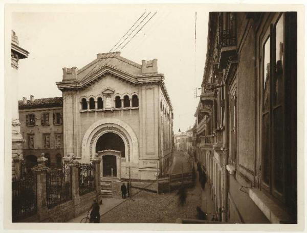 Mantova - Via Calvi - Sinagoga Grande