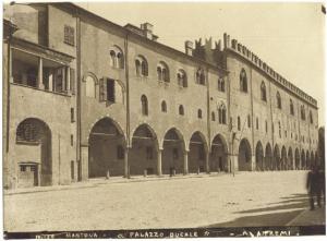 Mantova - Piazza Sordello - Palazzo Ducale - Corte Vecchia