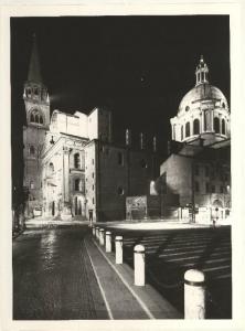 Mantova - Piazza Erbe - Basilica di S. Andrea - Ripresa notturna