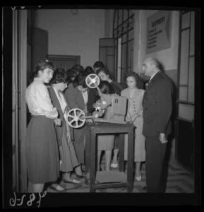Mantova - Istituto di cinematografia scolastica scientifica educativa Lumen - Mostra di cineprese