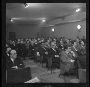 Convegno Democrazia Cristiana 1970 - Mantova - Saletta Oberdan - Pubblico in sala