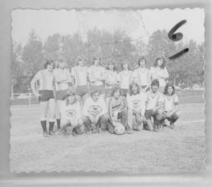 Ritratto di gruppo maschile - Torneo di calcio 1973 - Foto della formazione - S.C. Schwartz Weiss