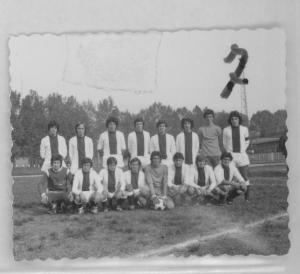 Ritratto di gruppo maschile - Torneo di calcio 1973 - Foto della formazione - U.S. Mantovana