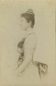 Ritratto femminile - Maria Vittoria Savoia Aosta Del Pozzzo della Cisterna