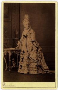 Ritratto femminile - Contessa Ciudacossi in costume