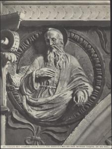 Stia - Oratorio di Santa Maria delle Grazie. Benedetto Buglioni, S. Giovanni, medaglione in terracotta invetriata policroma (1500 ca.).
