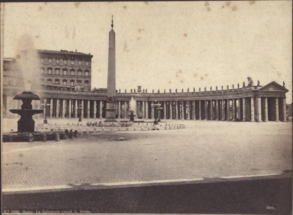 Roma - Piazza San Pietro - Fontane, obelisco ed emiciclo