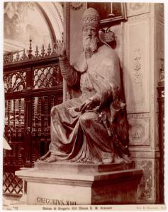 Scultura - Monumento a Gregorio XIII - Roma - Chiesa di Santa Maria in Aracoeli