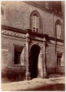 Lodi - Palazzo Mozzanica - Facciata e portale - Fregio con zuffa di divinità marine - Giovanni Battagio, detto Giovanni da Lodi - Agostino de Fondutis