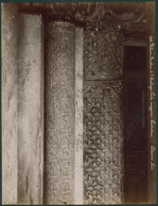Portale - Strombatura - Particolare del lato sinistro del portale maggiore - Milano - Basilica di Sant'Ambrogio - Nartece