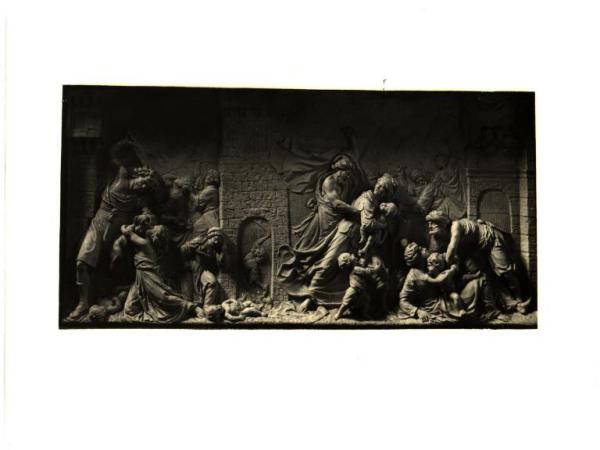 Pavia - Certosa - Navata sinistra, cappella di San Giuseppe, Dionigi Bussola, paliotto, Strage degli Innocenti, scultura in marmo (1667 ?)