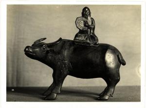 Milano (?) - Raccolta Don Carlo Elli - Laotsè su un bufalo, scultura cinese in bronzo