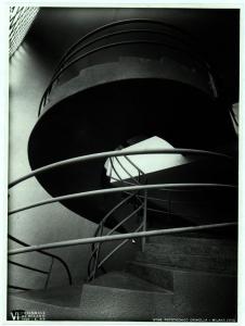 Milano - VI Triennale d'Arte - Arch. Giuseppe Pagano, scala elicoidale a sbalzo