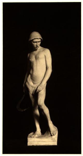 Achille Alberti, Falciatore, scultura in gesso.
