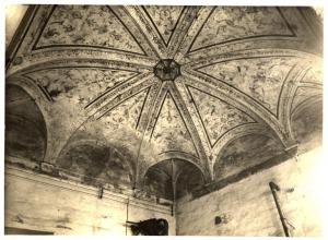 Milano - Villa Simonetta. Aula angolare, affreschi della volta con motivi di grottesche.