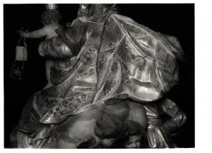 Madonna della Cintura (?), ripresa posteriore di tre quarti, particolare, scultura lignea policroma.