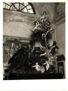 Chiavari - Basilica di N. S. dell'Orto. Anton Maria Maragliano, Le tentazioni di S. Antonio Abate, cassa processionale, scultura lignea policroma (1735).