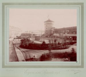 Milano - Esposizioni Riunite del 1894 - Campo per il lawn tennis, parco giochi e castello Sforzesco