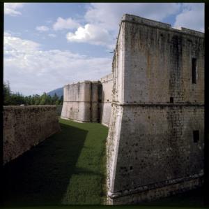 Abruzzo - L'Aquila - Castello Spagnolo, o Forte Spagnolo - Bastioni