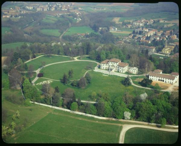 Arcore. Villa Borromeo (?). Veduta aerea.