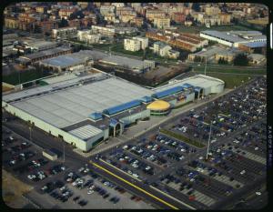 Villasanta. Centro Commerciale "Il Gigante". Veduta aerea.