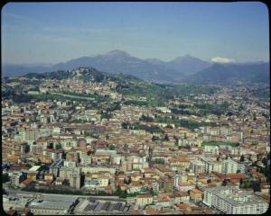 Bergamo. Panorama. Veduta aerea.
