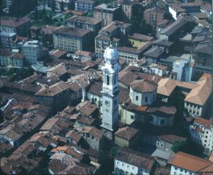 Bergamo. Chiesa. Veduta aerea.