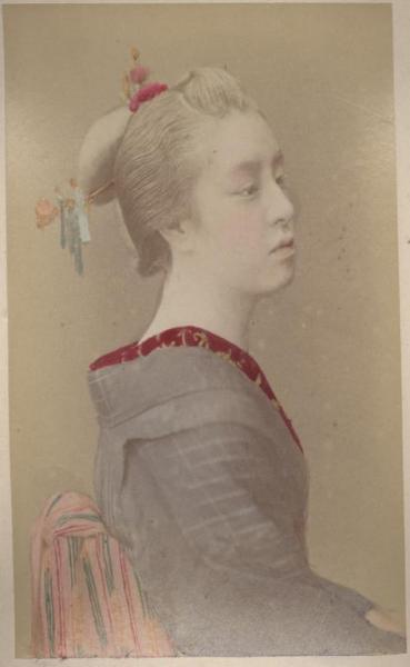 Ritratto femminile - Giovane donna giapponese - Modello di acconciatura Shimada e Kimono - Kuroto - "Bijin"