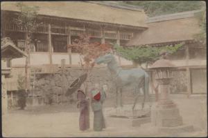 Giappone - Nagasaki - Tempio Shinto Suwa - Cavallo bronzeo - "Meisho"