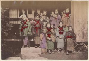 Ritratto di gruppo - Bambine e bambini giapponesi - "Fuzoku"