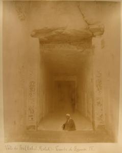 Egitto - Luxor - Valle dei Re - Tomba KV2 di Ramesse IV - Esterno - Ingresso