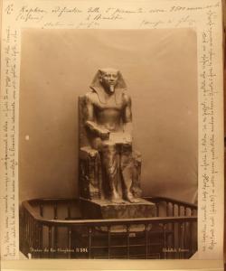 Scultura - Statua del faraone Chefren seduto in trono - Il Cairo - Museo egizio