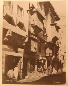 Egitto - Il Cairo - Centro storico - Una strada - Abitazioni - Balcone ligneo aggettante detto moucharabia