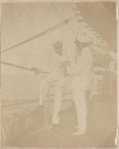 Ritratto - Due ufficiali di marina sul ponte di una nave